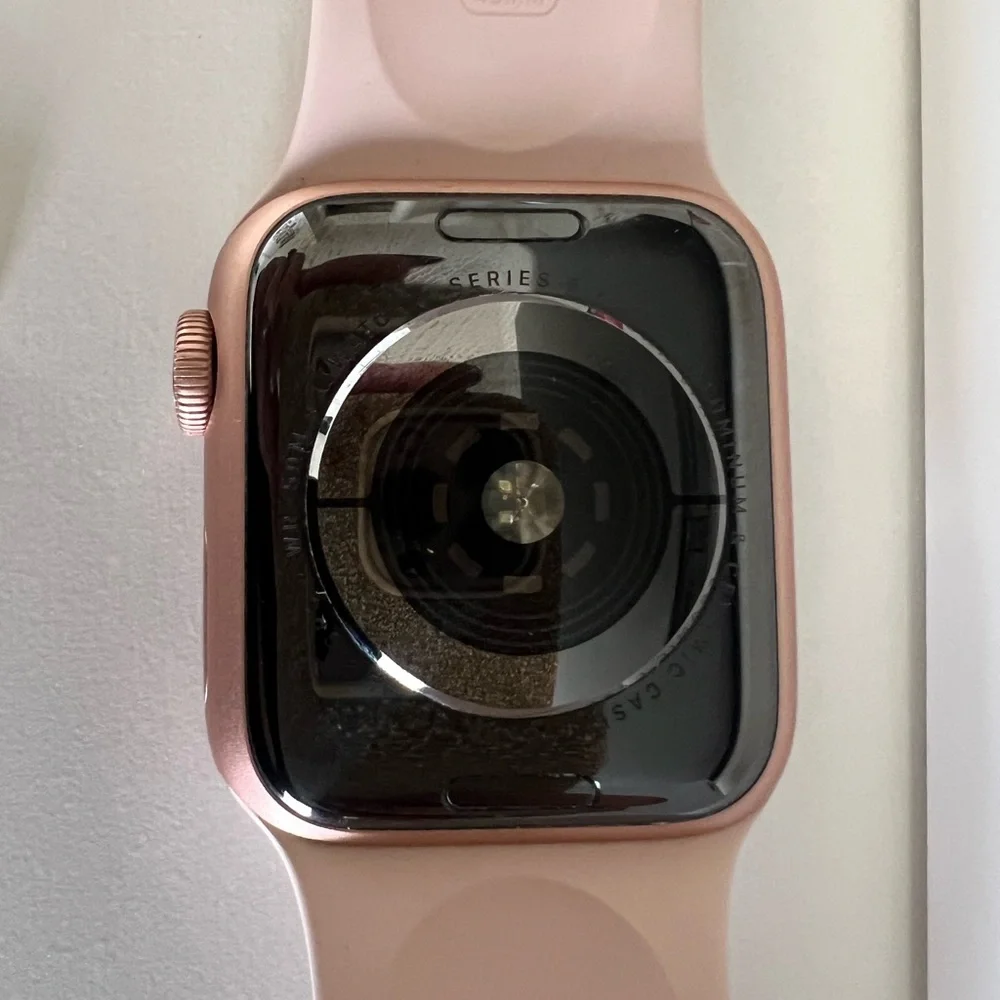 Apple Watch Gold Rose